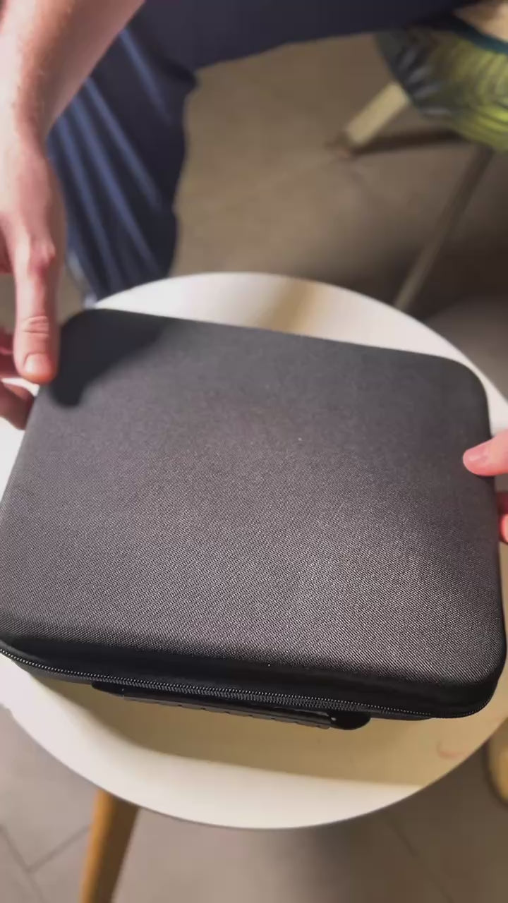 Charger la vidéo : &lt;p&gt;Votre partenaire de choix pour une récupération musculaire rapide après l&#39;exercice ou une journée bien remplie.&lt;/p&gt;